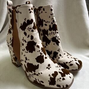 Pierre Dumas Cammy Cow Print Ankle Booties Women’s 10 Western Block Heel